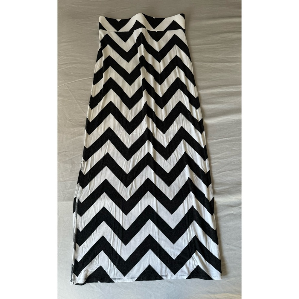 Ana Chevron Maxi Skirt